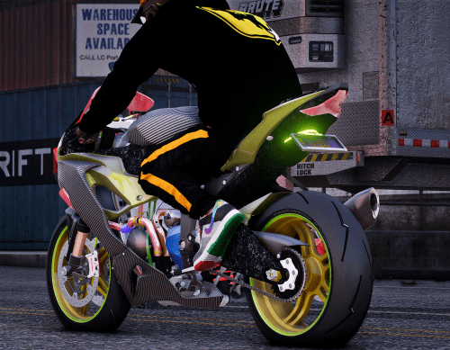 GTA5_2024-05-29_15-04-23 FiveM Mod GTA 5 Debadged Car