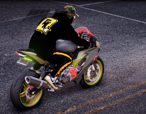 GTA5_2024-05-29_15-04-30 FiveM Mod GTA 5 Debadged Car