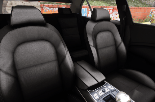 GTA5_2025-12-03_01-46-55 FiveM Mod GTA 5 Debadged Car