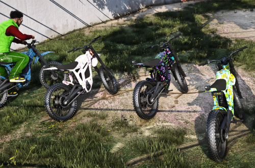GTA5_2025-05-30_17-06-15 FiveM Mod GTA 5 Debadged Car