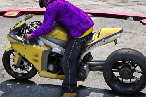 GTA5_2025-08-25_05-56-58 FiveM Mod GTA 5 Debadged Car