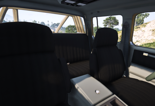 GTA5_2025-09-30_19-00-00_239 FiveM Mod GTA 5 Debadged Car