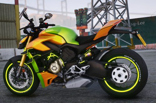 GTA5_2025-10-31_00-46-59 FiveM Mod GTA 5 Debadged Car