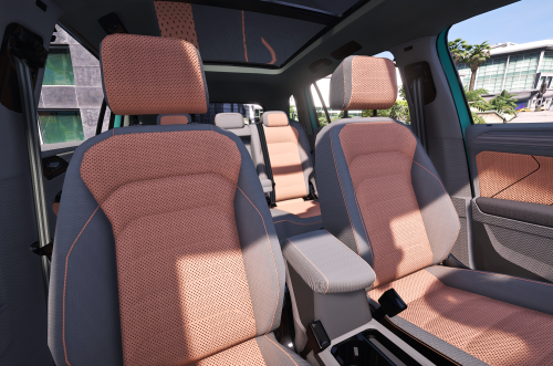 GTA5_2026-01-30_01-09-13_306 FiveM Mod GTA 5 Debadged Car