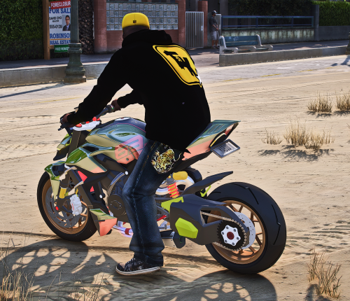 GTA5_2025-01-04_01-01-20 FiveM Mod GTA 5 Debadged Car