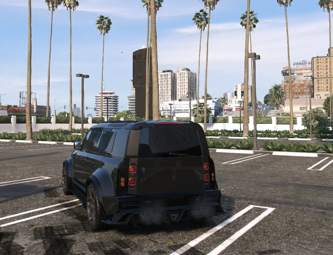 Land Rover Venuum Defender - Image 3