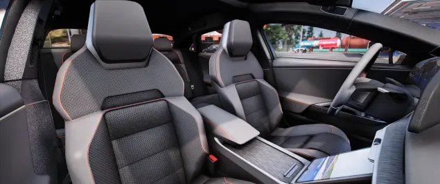 Lucid Air Sapphire 2023 - Image 3