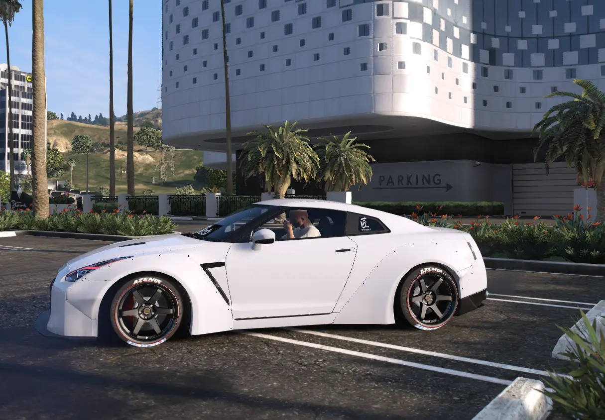 Rebrand Nissan GT-R Safari - Image 2
