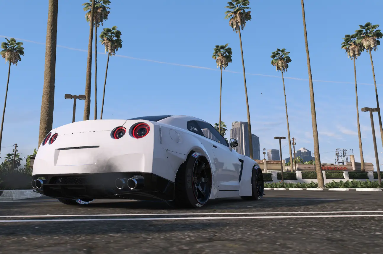 Rebrand Nissan GT-R Safari - Image 4