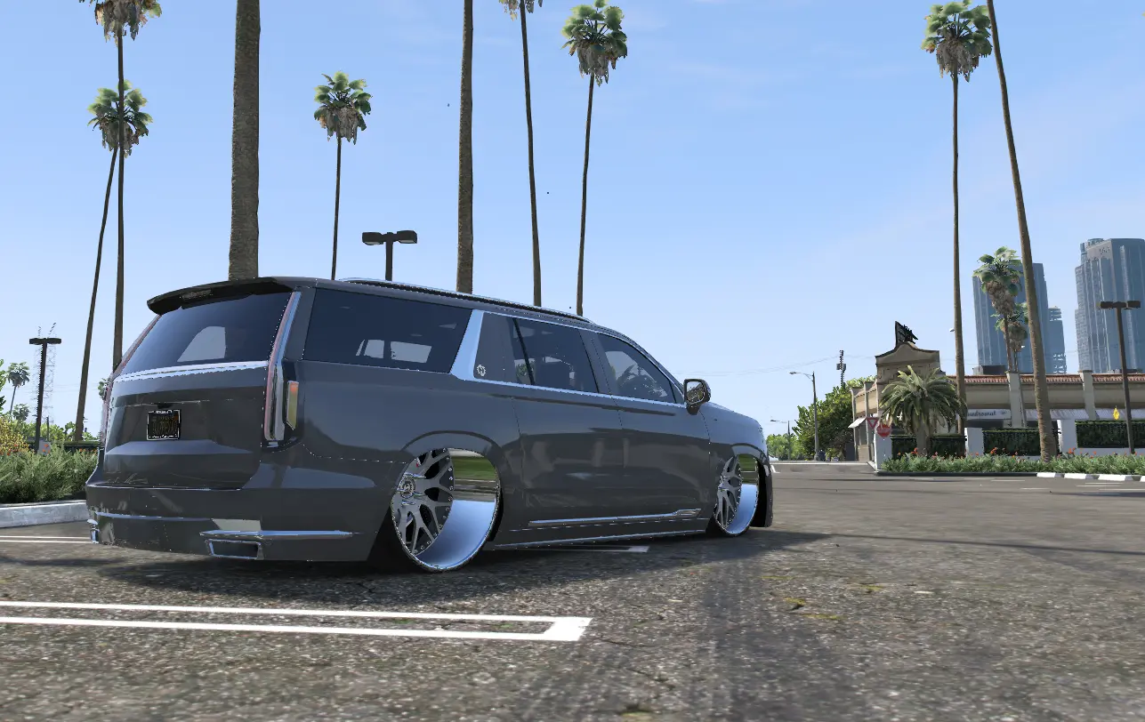 Cadillac Escalade ESV SEMA Bagged - Image 4