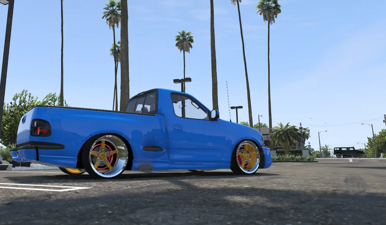 2003 Ford SVT Lightning V2 - Image 4