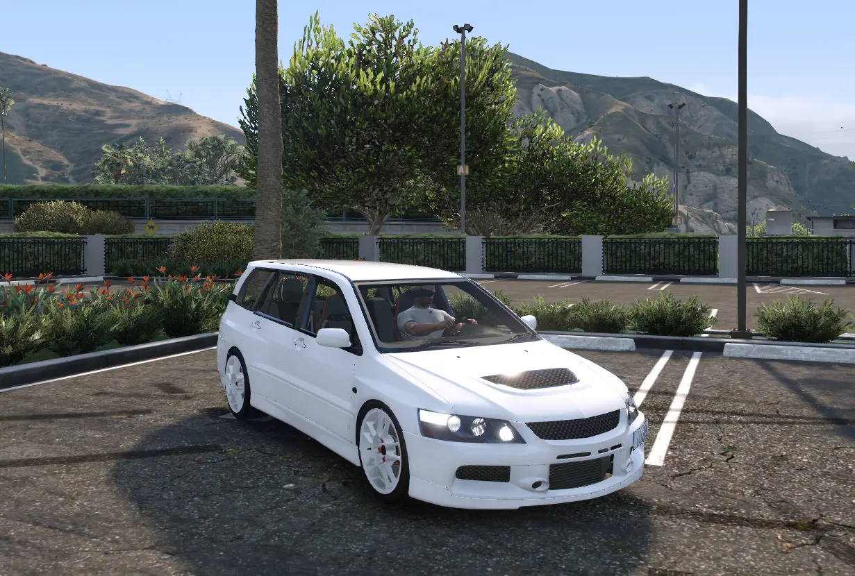Mitsubishi Evo Wagon Custom - Image 5
