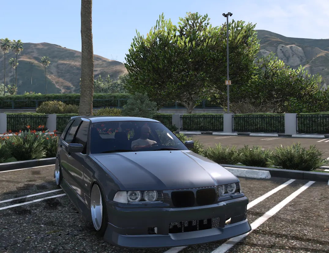 BMW E36 Touring Wagon Custom FiveM Car