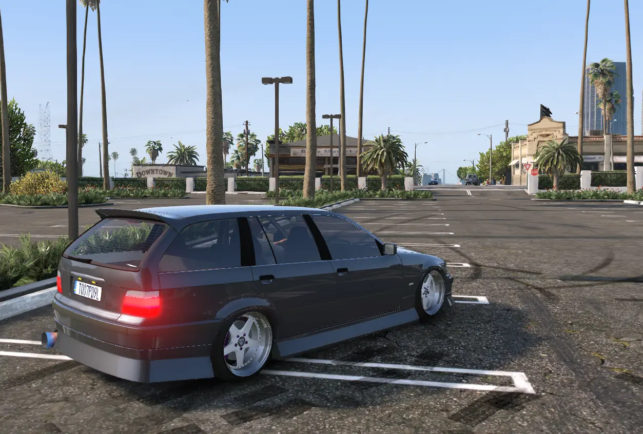 BMW E36 Touring Wagon Custom - Image 4