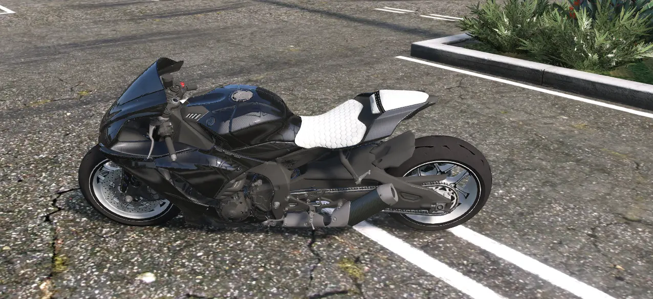 Yamaha YZF-R1 White Carbon Custom - Image 2